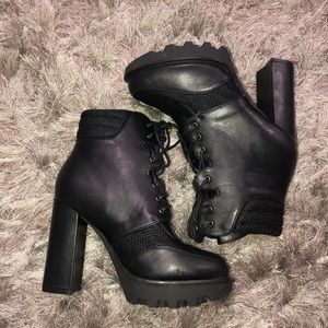 *NEW* BOOHOO Black Platform High Heel Boots